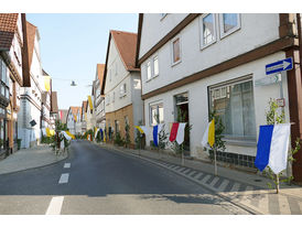 Fronleichnamsaltäre in den Naumburger Straßen (Foto: Karl-Franz Thiede)